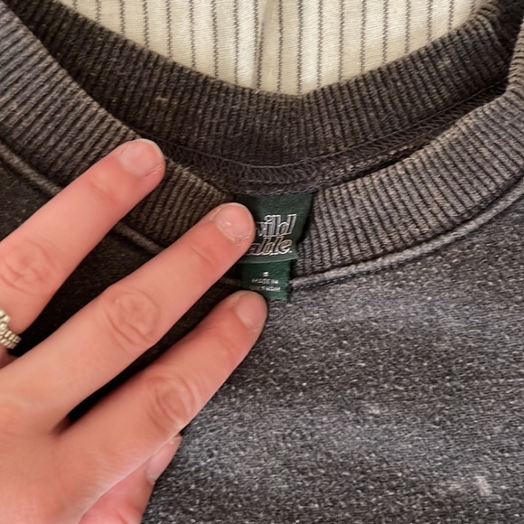 Wolf Fable Distress Crewneck - Picture 4 of 4